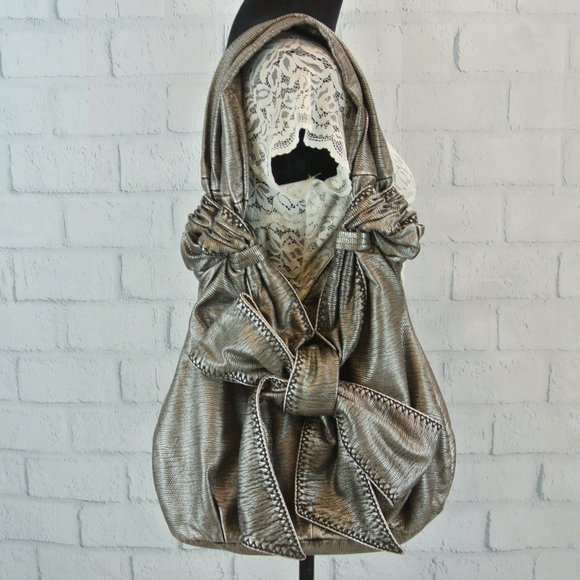 Marc Ecko Red Pewter Bow Shoulder Bag - Picture 2 of 11